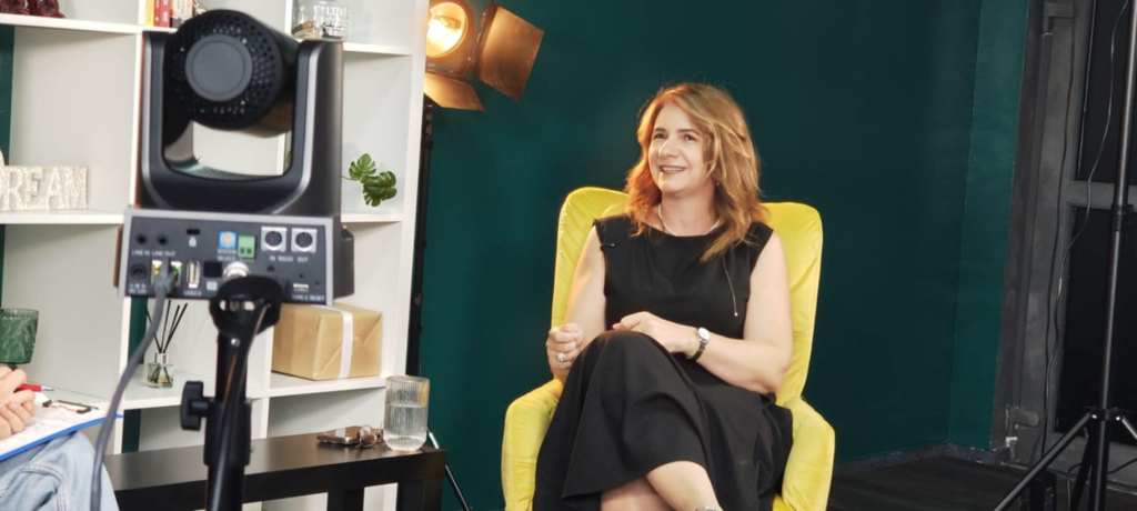 „Iubirea matură e plictisitoare”, Daniela Gavankar sparge miturile despre iubirea modernă, la Pretty Mama&nbsp;Podcast