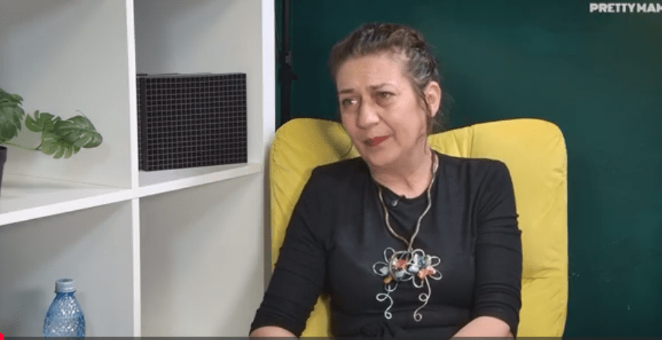 alina-laza-pretty-mama-educatie-copii-parenting-scoala-autonomie-performanta-scolara-dezvoltare-emotionala-psihologie-copii-clasa-0-anxietatea-parintilor-copii-si-tehnologie-dependenta-de-telefon-copilarie-presiune-academica-parenting-modern-scoala-romania-psiholog-dezvoltare-copil