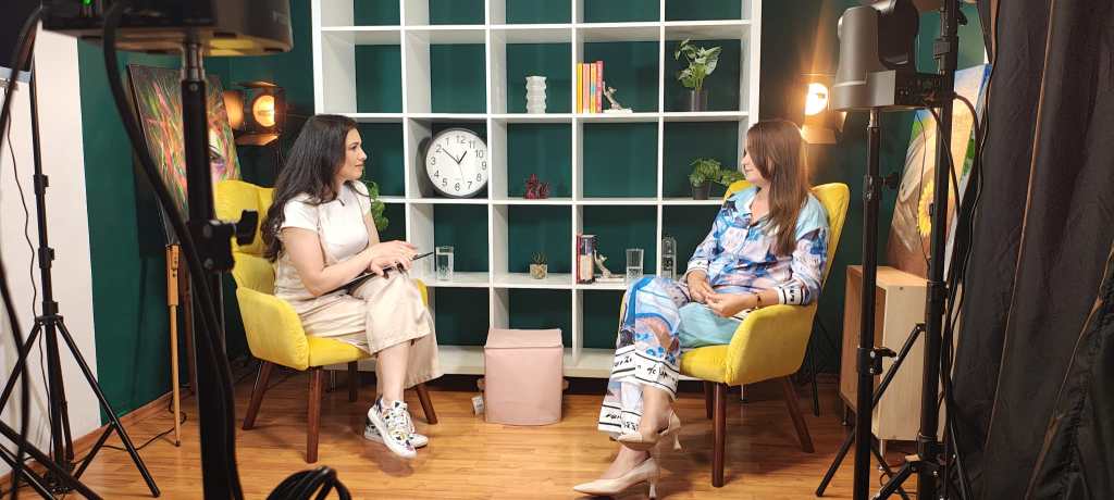 alina-ilioi-muresan-pretty-mama-podcast-pretty-mama-pierderea-unui-parinte-moartea-tatalui-relatia-tata-fiica-maternitate-parenting-credinta-dumnezeu-familie-copilarie-dezvoltare-personala-vindecare-emotionala-sanatate-emotionala-relatii-de-familie-povesti-de-viata-mame-copii-educatie-emotionala