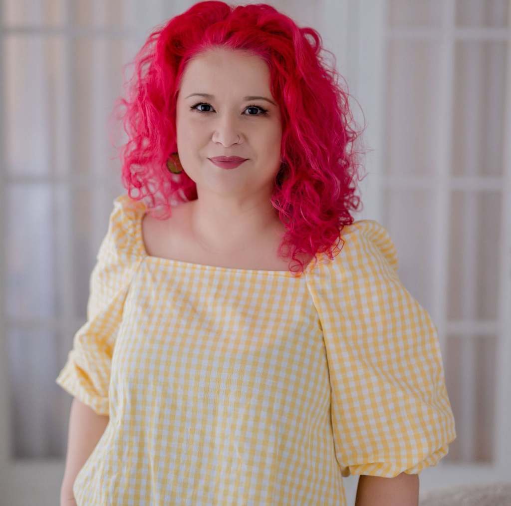 anca-bob-healer-prettymama-real-talk-maternitate-maternitate-reala-parenting-parenting-constient-mame-reale-mama-si-copil-sanatate-emotionala-sanatate-mintala-materna-vindecare-emotionala-rani-din-copilarie-copil-interior-relatia-mama-copil-relatia-cu-propria-mama-frica-de-pierdere-anxietate-materna-vinovatie-materna-disponibilitate-emotionala-mama-buna-perfectionism-presiunea-perfectiunii-epuizare-materna-nevoie-de-ajutor-timp-pentru-tine-relatia-de-cuplu-maternitate-si-cuplu-alaptare-co-sleeping-somnul-copilului-parenting-fara-perfectiune-maternitate-fara-filtre-vulnerabilitate-acceptare-autocunoastere-lucru-interior-trauma-vindecare-echilibru-emotional-interviu-prettymama-real-talk-prettymama